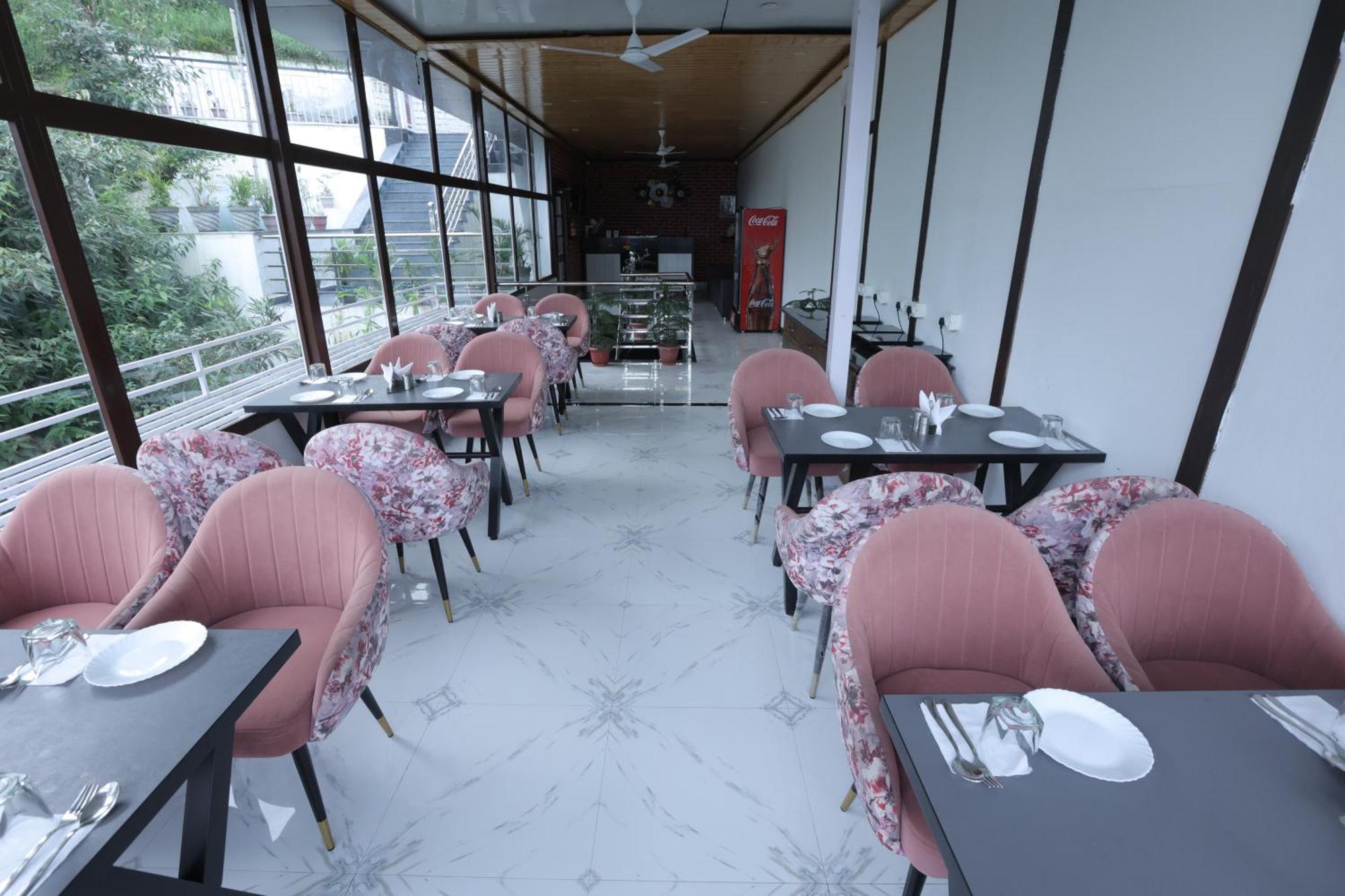 Studioz Paradise Hills Mussoorie Ngoại thất bức ảnh