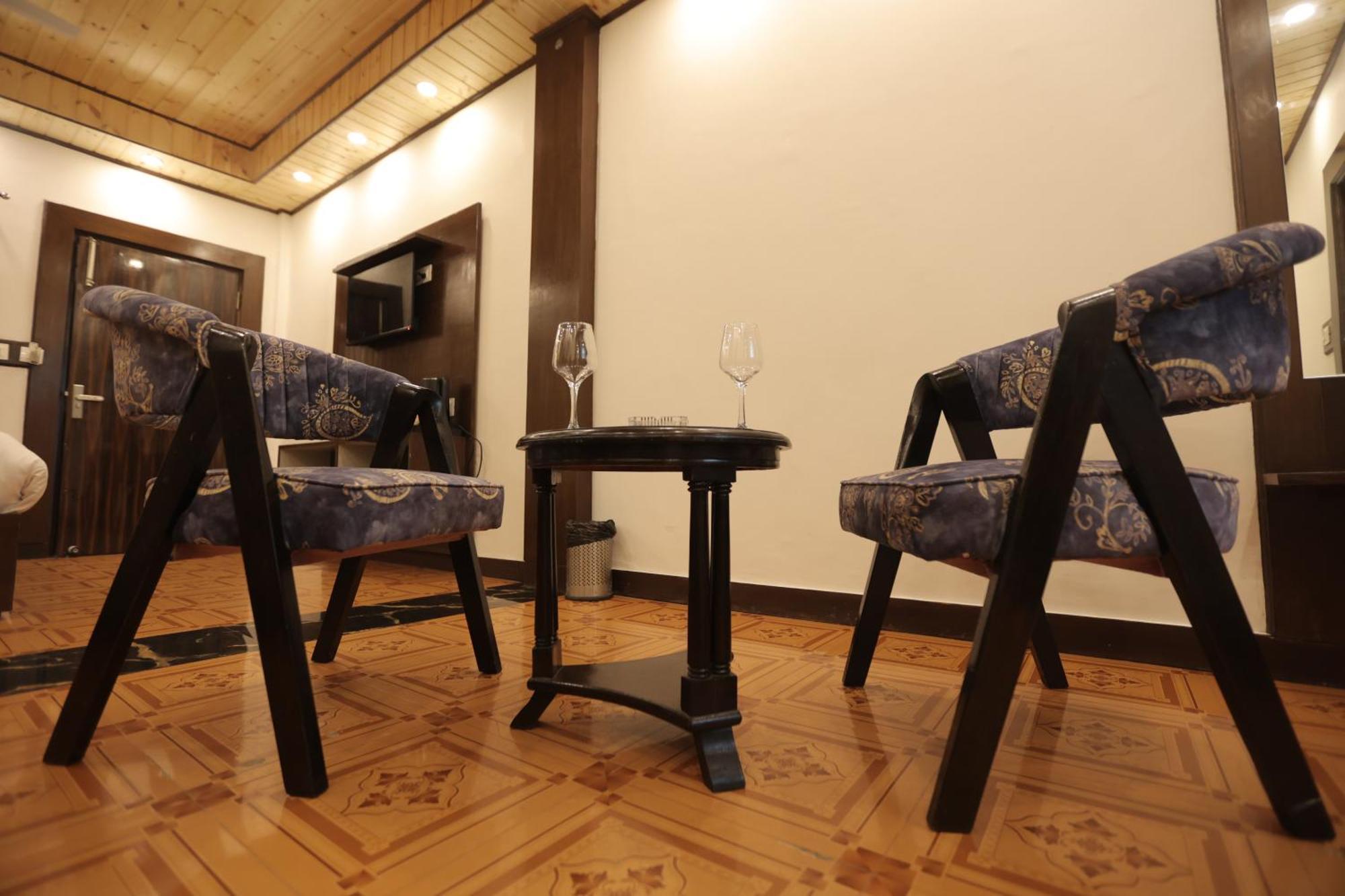 Studioz Paradise Hills Mussoorie Ngoại thất bức ảnh