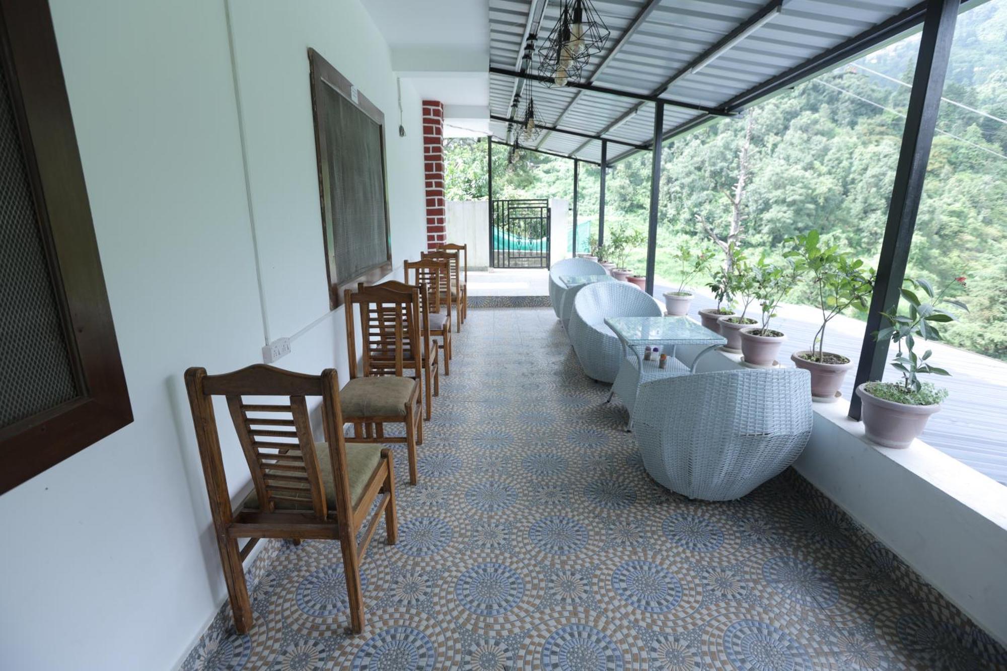 Studioz Paradise Hills Mussoorie Ngoại thất bức ảnh