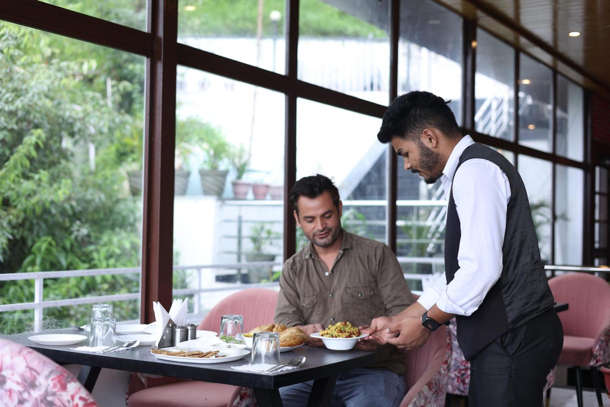 Studioz Paradise Hills Mussoorie Ngoại thất bức ảnh